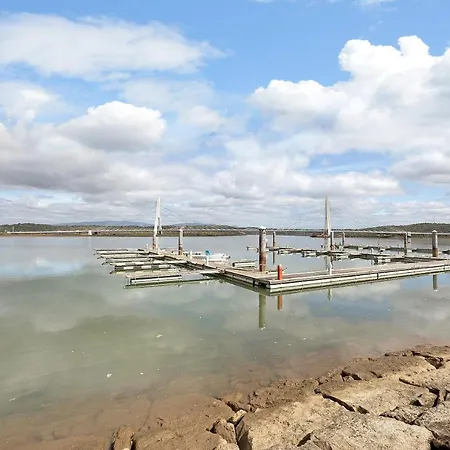 Apartment Boca Do Rio - T1 *